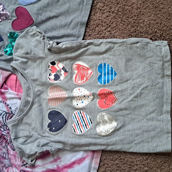 T-SHIRTS 5-6 yr old BUNDLE - Picture 2 of 9